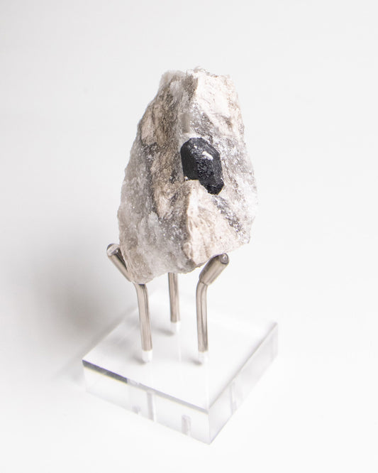 稀有罕見的義大利雙尖黑水晶｜療癒與保護能量