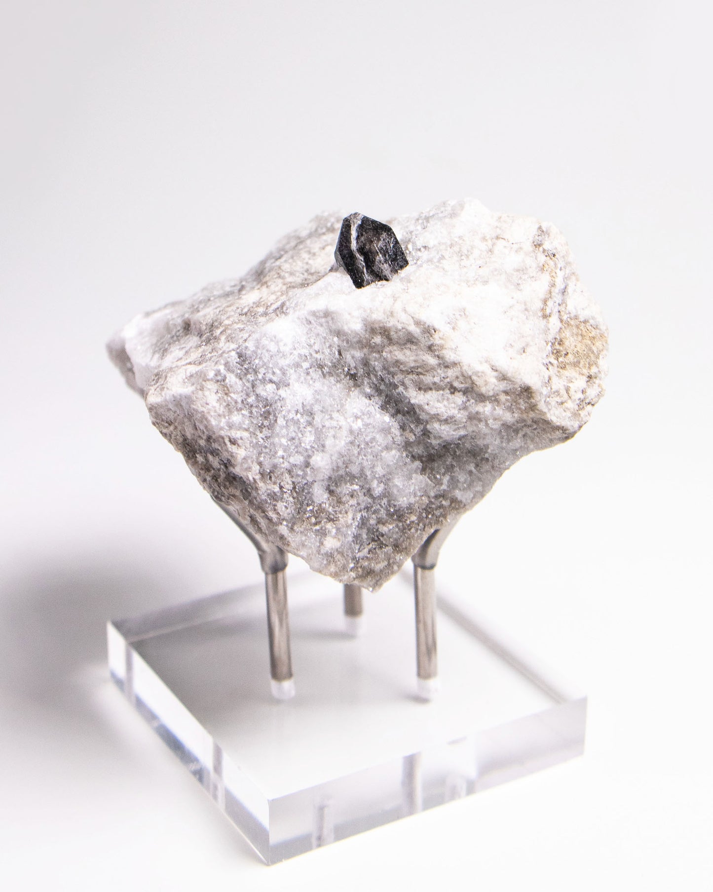 稀有罕見的義大利雙尖黑水晶｜療癒與保護能量