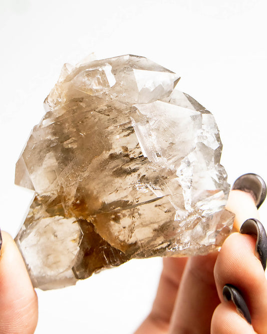 波士尼亞戰士煙晶｜療癒系漸層煙晶・自癒能量與穩定力量